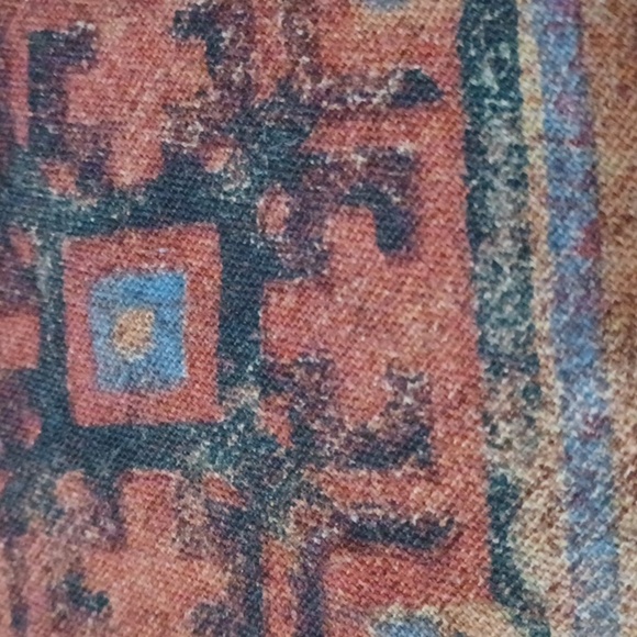 Southwestern Patterned Round Tablecloth - Picture 6 of 9